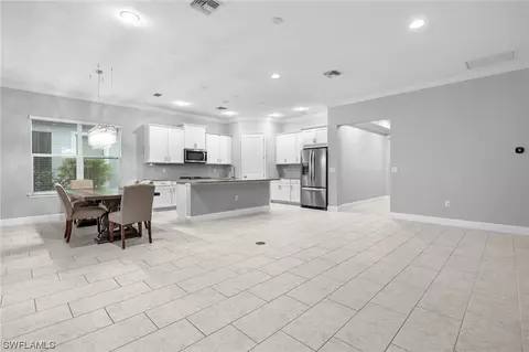 3540 Pilot Cir, Naples, FL 34120 photo 4
