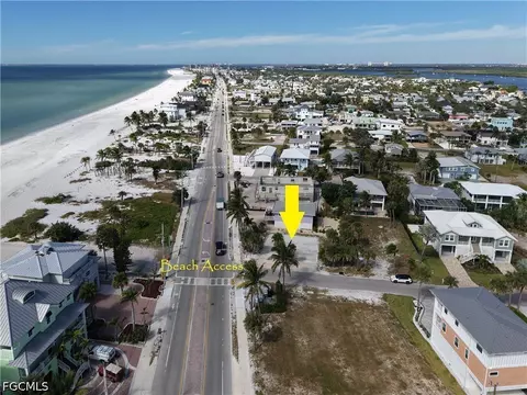 103-105 Hercules Dr, Fort Myers Beach, FL 33931