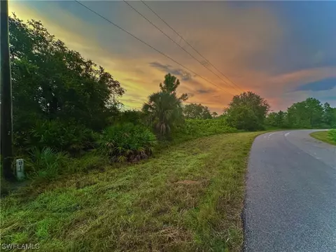 1881 Vintage Ave, Lehigh Acres, FL 33972