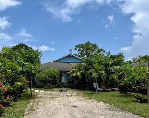 27633635 Dortch Ave, Bonita Springs, FL 34135