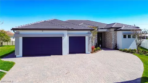 512 NW 38th Ave, Cape Coral, FL 33993