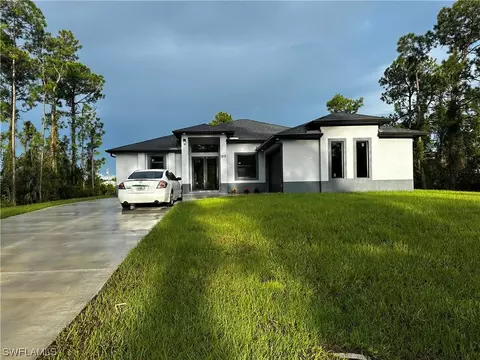 1212 Dixie Ave, Lehigh Acres, FL 33972