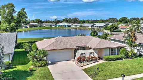 946 Charlemagne Blvd, Naples, FL 34112