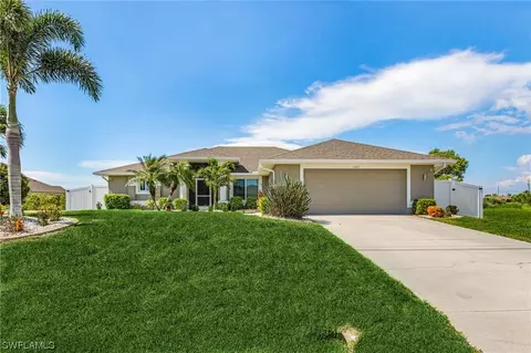 1127 NW 18th St, Cape Coral, FL 33993