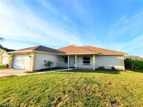 1625 SW 3rd St, Cape Coral, FL 33991