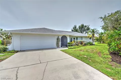 4411 Teasdale Dr, North Fort Myers, FL 33903