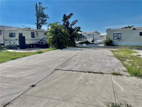 11731 Bubble Shell Dr, Fort Myers, FL 33908