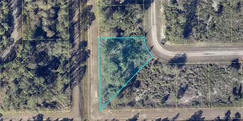 1128 Rankin St E, Lehigh Acres, FL 33974