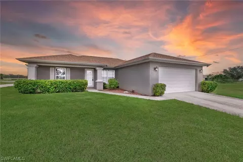 3625 NE 19th Pl, Cape Coral, FL 33909