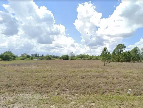 1703 Robert Ave, Lehigh Acres, FL 33972