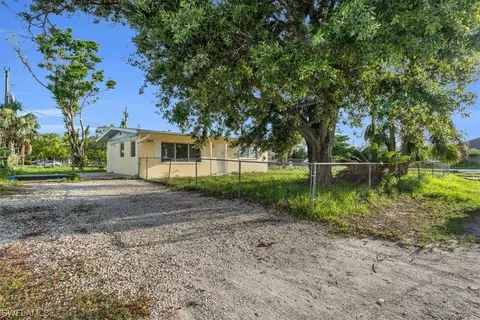 2600 Ashwood St, Fort Myers, FL 33901