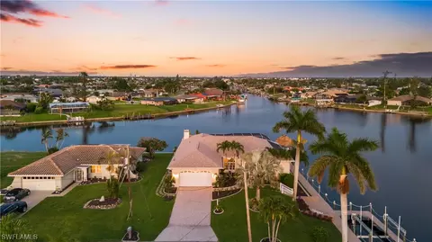 1621 SE 10th Ave, Cape Coral, FL 33990