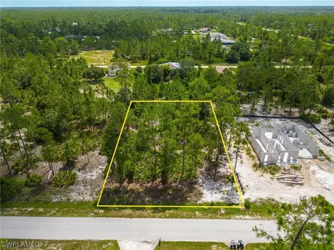 1208 Lake Ave, Lehigh Acres, FL 33972