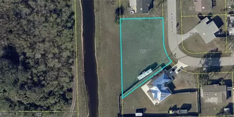 323 Rushmore Ave N, Lehigh Acres, FL 33936
