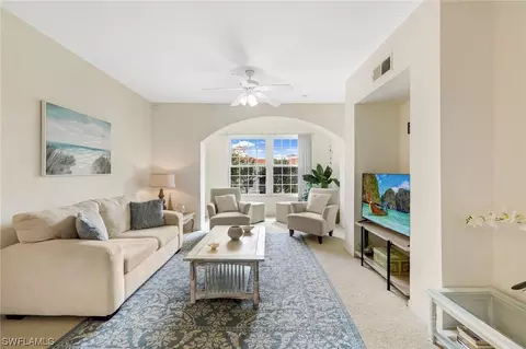 23600 Walden Center Dr #304, Bonita Springs, FL 34134