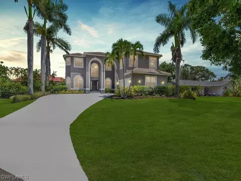 1205 Walden Dr, Fort Myers, FL 33901