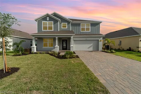 8941 Cascade Price Cir, North Fort Myers, FL 33917