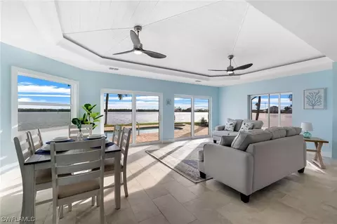 2616 3rd St, Matlacha, FL 33993