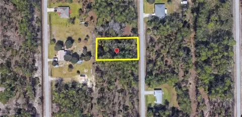2215 Canton Ave, Alva, FL 33920