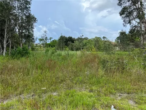 4804-4806 30th St SW, Lehigh Acres, FL 33973