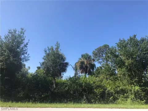 18237 Lake Worth Blvd, Port Charlotte, FL 33948
