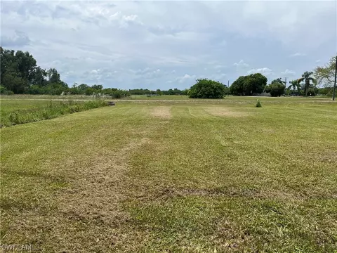 938 Meyerchick Dr, Moore Haven, FL 33471 photo 10