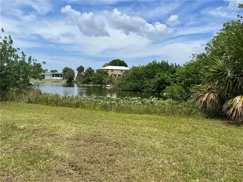 938 Meyerchick Dr, Moore Haven, FL 33471 photo 6