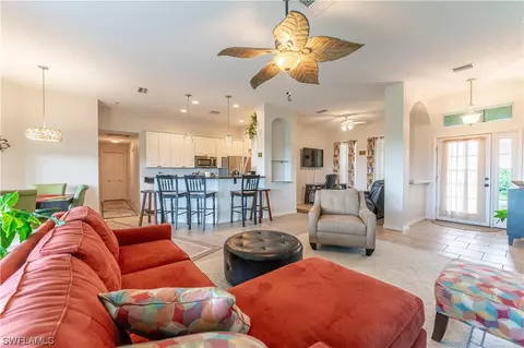 9004 E Crow Cir, Labelle, FL 33935 photo 5