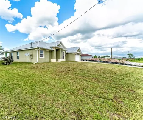 9004 E Crow Cir, Labelle, FL 33935 photo 3