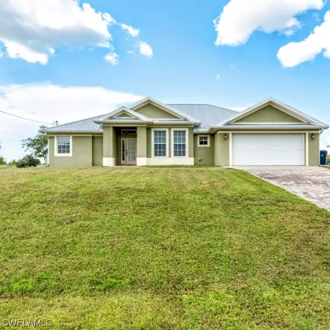 9004 E Crow Cir, Labelle, FL 33935