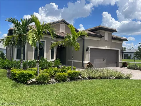 19681 Aqua View Ln, Fort Myers, FL 33913