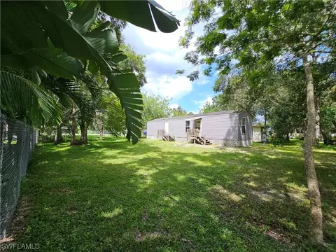 670 558 Francis St, Labelle, FL 33935