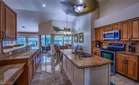 22130 Seashore Cir, Estero, FL 33928 photo 4