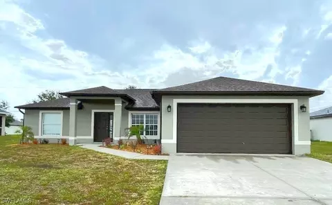2613 NE 1st Pl, Cape Coral, FL 33909
