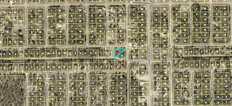 548 Keller St E, Lehigh Acres, FL 33974