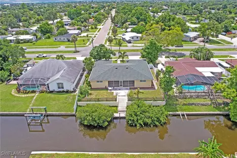4910 Orange Grove Blvd, North Fort Myers, FL 33903