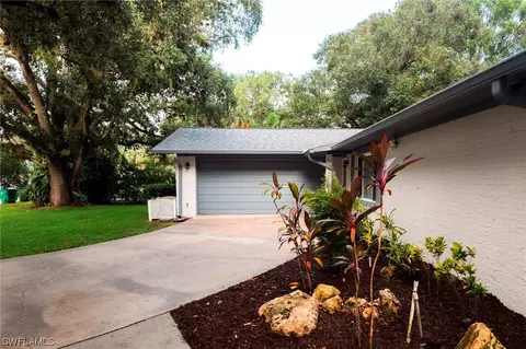 461 6th Ave, Labelle, FL 33935 photo 2