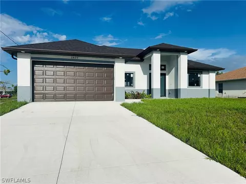 2829 NW 21st Pl, Cape Coral, FL 33993