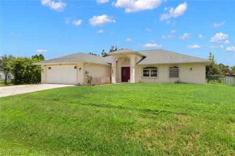 8483 Garden Rd, Fort Myers, FL 33967