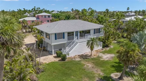 676 Cardium St, Sanibel, FL 33957
