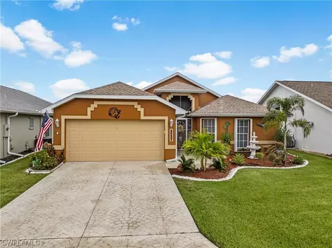 3631 Schefflera Dr, North Fort Myers, FL 33917