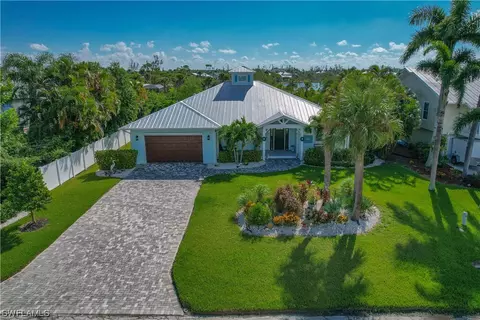 14390 Tamarac Dr, Bokeelia, FL 33922