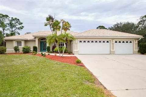 21211 Captain Nelson Ct, Alva, FL 33920