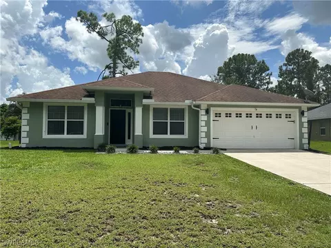 2511 33rd St W, Lehigh Acres, FL 33971