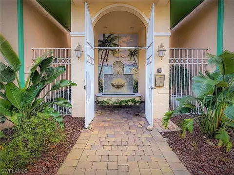 170 Lenell Rd #403, Fort Myers Beach, FL 33931