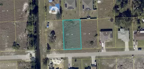 3724 4th St SW, Lehigh Acres, FL 33976