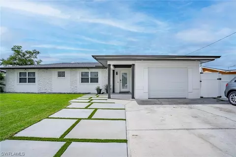 1119 NE Pine Island Ln, Cape Coral, FL 33909