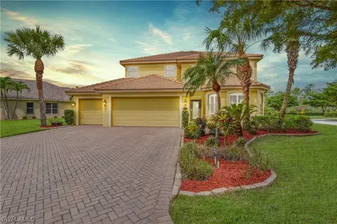 13896 Farnese Dr, Estero, FL 33928