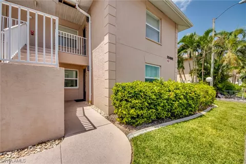 15001 Arbor Lakes Dr E #106, North Fort Myers, FL 33917