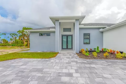 2637 Ceitus Pkwy, Cape Coral, FL 33993